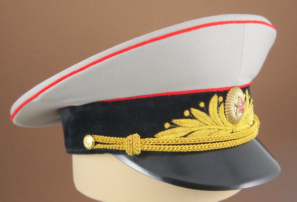 Soviet Russian Army Officer Field Uniform Subdued Green Hat Cap Badge 3x4cm USSR 